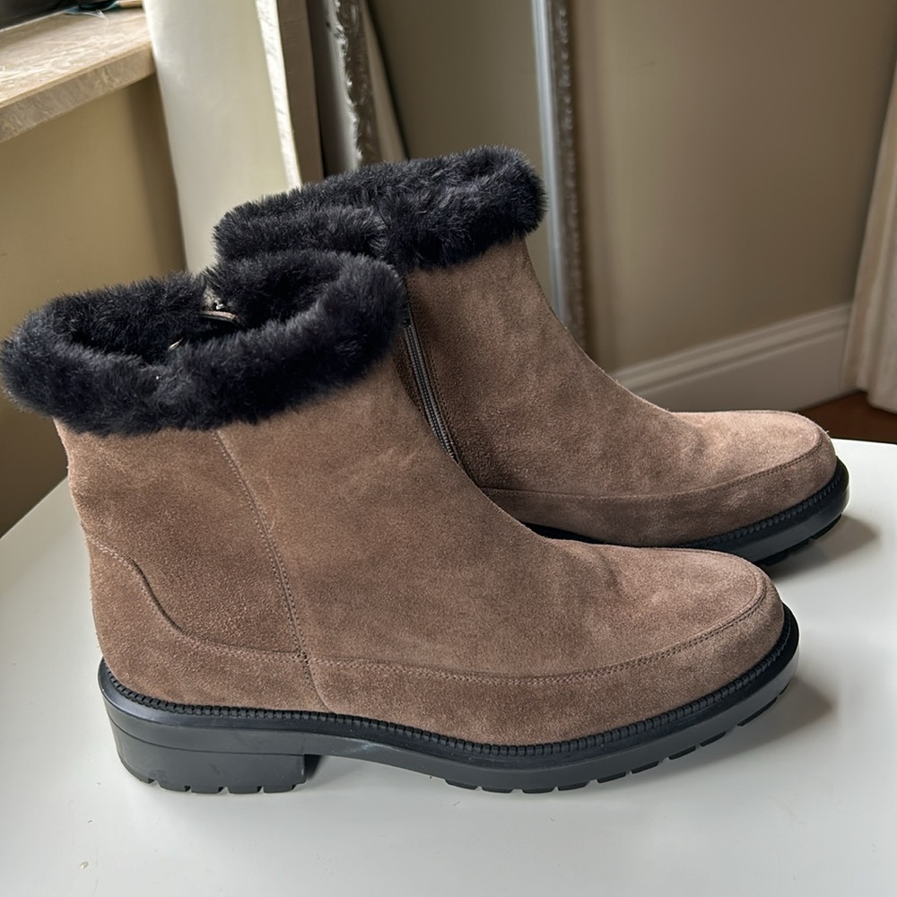Aquatalia Italy bronw leather boots